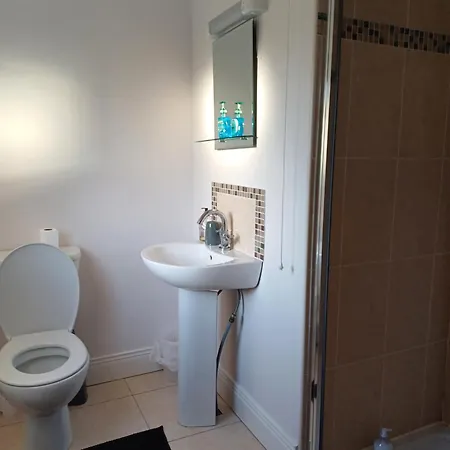 Corby House & * 아르다라