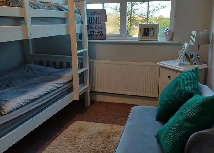 펜션 Corby House & 아르다라